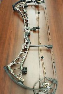 Bowtech Prodigy  RH 50 to 60lbs camo