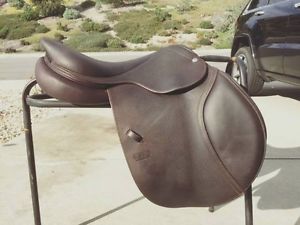 CWD 2012 17" saddle