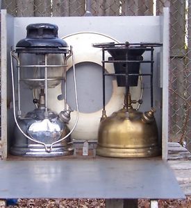 Vintage Tilley Sportsman kit, X246 lantern, CS 56 stove, some spare parts, paper