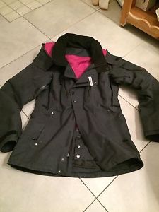 Winter- und Skijacke der Marke Norröna. Roldal. Gore-Tex