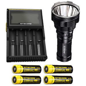 Acebeam K70 Flashlight XHP35 HI LED -2600Lm w/D4 Charger & 4x NL183 Batteries