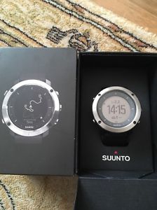 SUUNTO TRAVERSE ALPHA GPS OUTDOOR  UHR ZUM ANGELN UND JAGEN