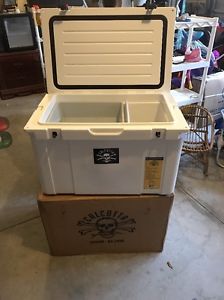 Calcutta 80 L Cooler