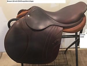 18 inch CWD Saddle Deluxe Jumping Saddle medium tree brown double soft