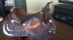 Circle Y Western Dark Leather 15" Show Saddle