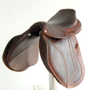 17" CWD SE02 SADDLE (SE02050330) EXCELLENT CONDITION!! - DWC