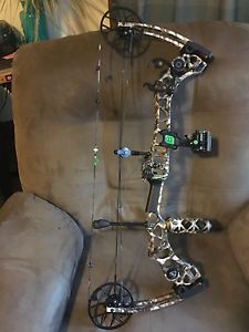 2016 Mathews No-Cam HTX RH 28.5/70