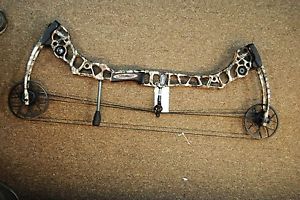 Mathews nc-htx no cam 70# 28" lost camo xd RH