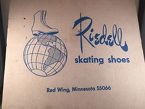 Vintage Riedell  Black Skating Shoes Red Wing, Minnesota 55066 Size 7.5