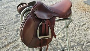 M Toulouse jumping saddle, WIDE