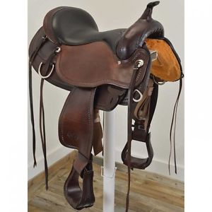 New! 16" High Horse Omaha Flex2 Trail Saddle by Circle Y Saddlery: 1554-1601-05