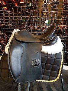 Bruno Delgrange Custom Dressage Saddle