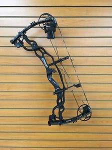 Hoyt Carbon Spider FX 70 Lbs 27 To 29" with QAD Ultrarest Drop Away Rest