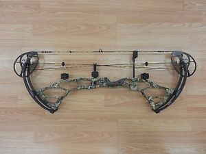 Bowtech BTX-28 Right Handed 25.5-28" 50 LB Bow