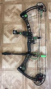 Mathews Monster mr7 RH 50# 29" Draw