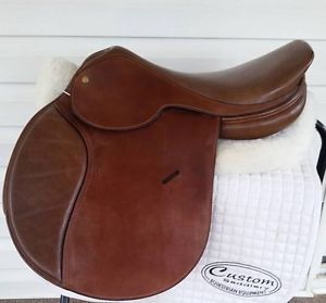 18" Britannia Bolton Close contact Saddle - Wide Tree - Made in England