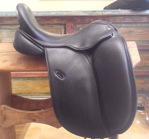 Cardanel Capital Dressage Saddle