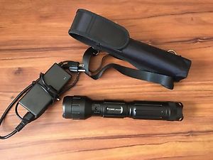 WICKED LASERS FLASH TORCH BURNING FLASHLIGHT 4100 LUMEN **SOLD OUT AT WL**