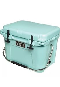 YETI ROADIE 20 QT COOLER LIMITED EDITION SEAFOAM GREEN BRAND NEW