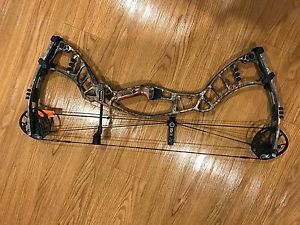 HOYT NITRUM 30 XTS ARC Z5 CAM RGT 70 27.5 XTRA