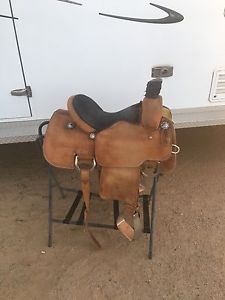 15" Cactus Roping Rough Out Saddle In Excellent Condition