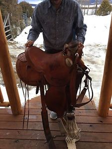 handmade western saddles