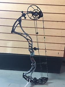 2017 Bowtech Archery Reign 6