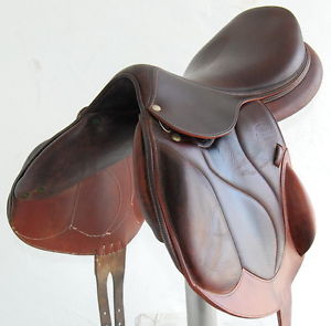 18" DEVOUCOUX CHIBERTA SADDLE (S13006094)  EXCELLENT CONDITION!! - XVD
