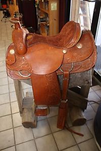 15" Sante Fe Saddlery Trail Saddle