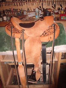 Western Saddle/ Custom Made, 15 1/2 inch, semi quarter horse, Cable rigging.
