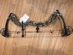 BOWTECH CARBON OVERDRIVE RH 70# BREAKUP COUNTRY