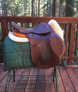 17" CROSBY SOFRIDE All-purpose English saddle - MINT! Great price!!