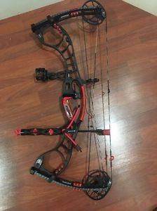Hoyt Faktor 30, Black And Red Tactical, 60-70#, 30" draw, QAD Rest