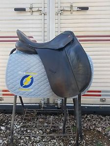Albion SLK Dressage Saddle, 18” Seat, MW Tree, HH (High Head)