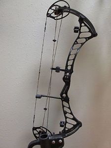 BowTech Prodigy Black RH 30" 70lb