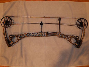 Mathews No Cam HTR Right Hand 70Lb 27.5,28 or 28.5"  Draw Lost Camo