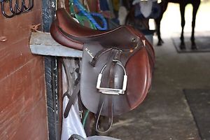 17" Regular Flap M. Toulouse Celine Close Contact