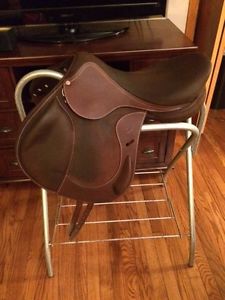 Full Buffalo 18" Antares Monoflap Saddle