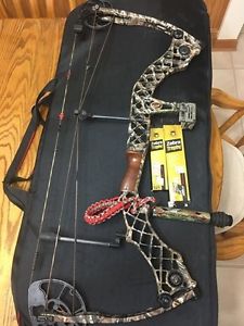 MATHEWS Heli-M Lost Camo Hunting Bow 28" RH 60# to 70# +Sight and Stabalizer