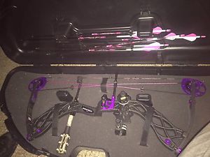 Bowtech Carbon Rose Bow