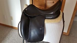 Amerigo Deep Dressage Saddle 18"- 19" M Black