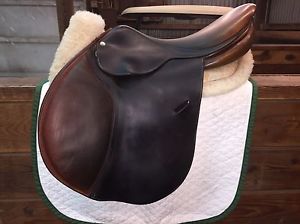 Butet Saddle 17" Great Condition