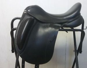 Custom Dressage Saddle, "Steffan Advantage" monoflap, 18" used-great condition!