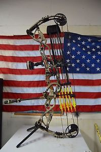 Hoyt carbon defiant  34 Spot hogg trophy taker tight spot quiver easton arrows