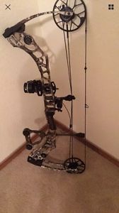 Mathews No Cam Htx Rh 28 Draw 60/70 (Bare Bow) Lost Camo Hd