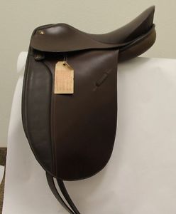 NEW Lovatt Ricketts Saddle English Dressage Dark Brown Leather 17.5 Wide W