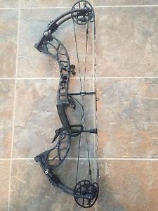 2017 Darton Maverick II    29" Draw     70lbs