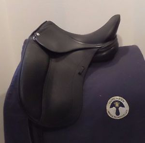 SCHLEESE 17.5"/18" M/MW OBRIGADO DRESSAGE SADDLE 0462