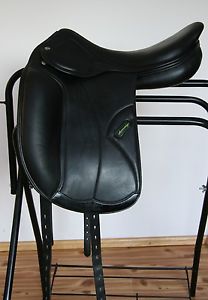 Perfect saddle AMERIGO DRESSAGE DJ PINEROLO 18"/MW - CALF LEATHER! Exclusive