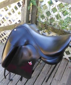Innova Dressage Saddle 18.5